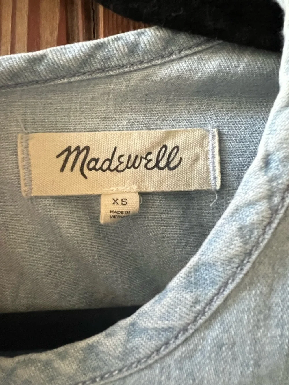 Madewell | K8912 Chambray Long Puff Sleeve Tie Back Swing Shirt | XS - Picture 6 of 7